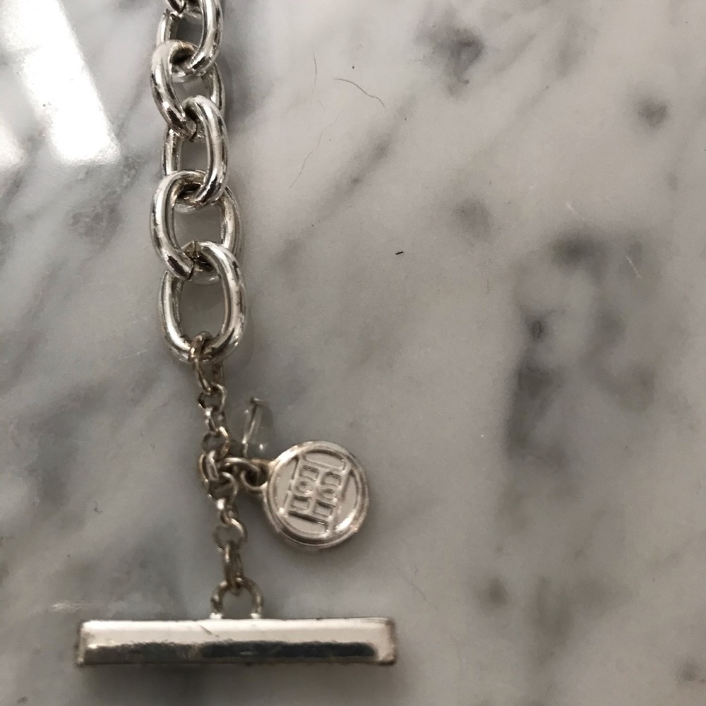 Lock & Key toggle bracelet - Picture 4 of 5